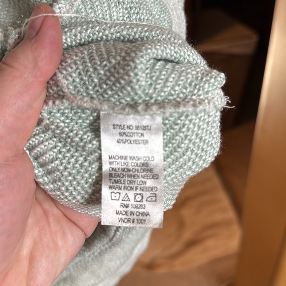 Ocean Drive Island Sage Garment Dye Pullover Hoodie Size Large - Picture 8 of 9